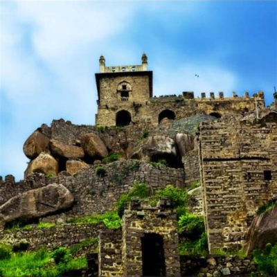  Golconda Fort:  Echoing Through Centuries of Majesty and Mystery!